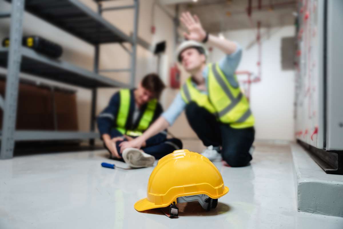Image for Construction Site Injuries in San Diego: Workers’ Comp vs. Personal Injury Claims post